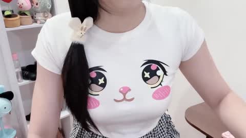 Snapshot of natycutiegirl chatting on 04-29-26, 02:26 Kiki online show from 04-29-26, 02:26