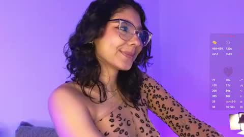 Snapshot of natysaenz1 chatting on 07-21-26, 09:33 Natalia online show from 07-21-26, 09:33