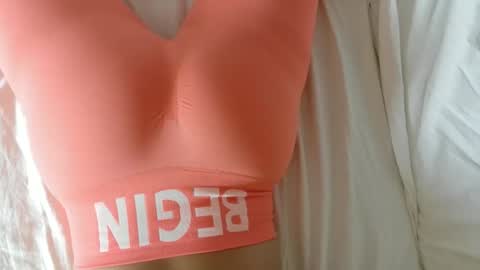 naughthyasian online show from 05-20-26, 09:04