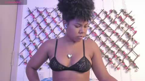 Snapshot of naughty_ebonyy chatting on 07-10-26, 06:17 SASHA online show from 07-10-26, 06:17