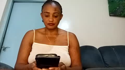Snapshot of naughty_girl24722293 chatting on 06-15-26, 10:06 ask online show from 06-15-26, 10:06
