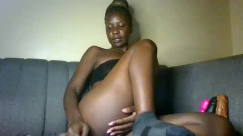 Snapshot of naughty_jee chatting on 05-28-26, 02:09 jee online show from 05-28-26, 02:09