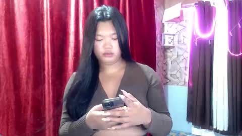 KATE online show from 04-18-26, 12:36