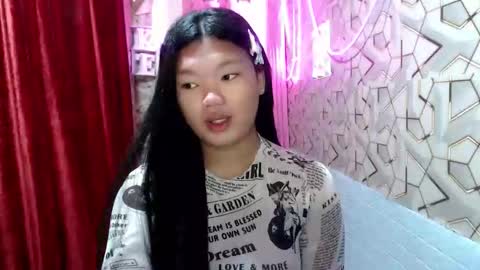 Snapshot of naughty_kate18 chatting on 06-01-26, 06:09 KATE online show from 06-01-26, 06:09