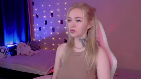 Snapshot of naughty_mablee chatting on 06-15-26, 12:57 Mable online show from 06-15-26, 12:57