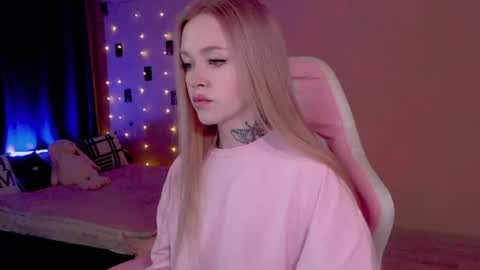 Snapshot of naughty_mablee chatting on 06-21-26, 12:35 Mable online show from 06-21-26, 12:35