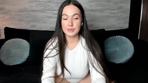 Elena online show from 04-07-26, 11:04