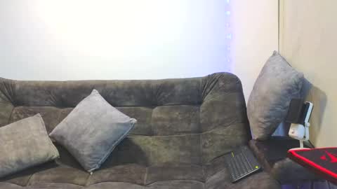 Sharon Gmez online show from 04-13-26, 01:33