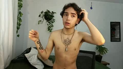 naughty_thompson1 online show from 04-15-26, 07:58