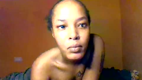 Snapshot of naughtyaura_ebony chatting on 06-30-26, 10:16 Bree doll online show from 06-30-26, 10:16