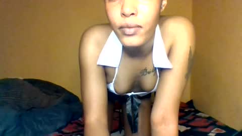 Snapshot of naughtyaura_ebony chatting on 07-07-26, 04:37 Bree doll online show from 07-07-26, 04:37