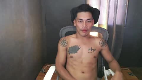 Snapshot of naughtyfuck_boy chatting on 06-25-26, 02:11 naughtyfuck_boy online show from 06-25-26, 02:11