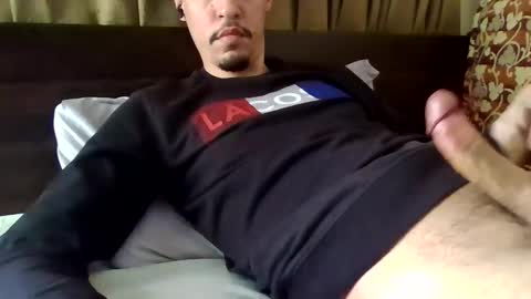 naughtyguy556677 online show from 05-08-26, 03:39
