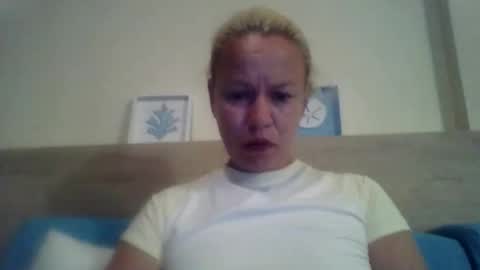 naughtyjennyblondeuk online show from 04-30-26, 08:57