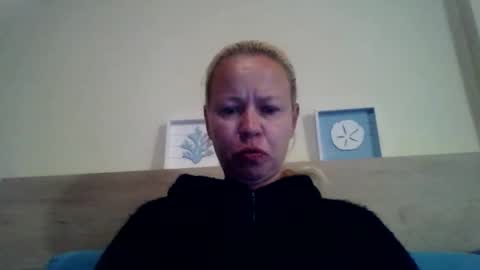 naughtyjennyblondeuk online show from 05-06-26, 09:31
