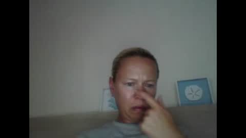 naughtyjennyblondeuk online show from 05-22-26, 06:57