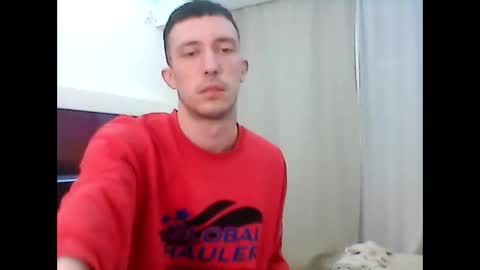 Snapshot of naughtymatteo chatting on 04-12-26, 10:15 Naughty Matteo online show from 04-12-26, 10:15