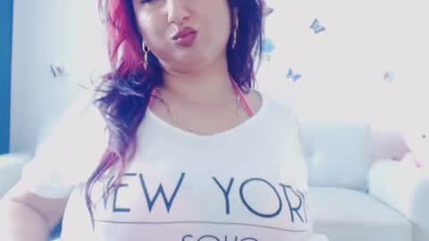 Snapshot of naughtymaya4you chatting on 06-20-26, 01:36 naughtymaya4you online show from 06-20-26, 01:36