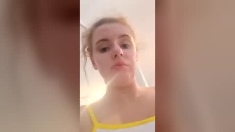 Snapshot of naughtyt333n chatting on 07-16-26, 03:23 Naughty Jess online show from 07-16-26, 03:23