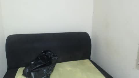 keyra online show from 04-10-26, 01:44