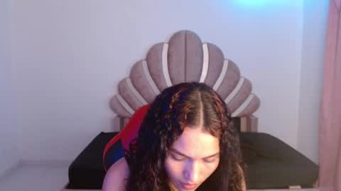 naya_fox1 online show from 12-21-25, 11:56