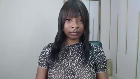 Snapshot of nayariskaya chatting on 04-24-26, 03:47 Nayaris 3 online show from 04-24-26, 03:47
