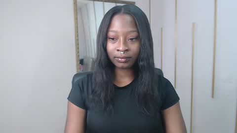 Snapshot of nayariskaya chatting on 05-09-26, 02:33 Nayaris 3 online show from 05-09-26, 02:33