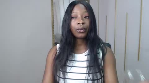 Snapshot of nayariskaya chatting on 05-31-26, 02:02 Nayaris 3 online show from 05-31-26, 02:02