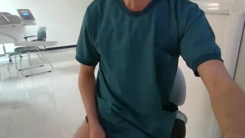 Snapshot of nazthebeast chatting on 04-07-26, 05:13 Naz online show from 04-07-26, 05:13
