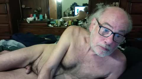 Snapshot of nedddludd chatting on 05-29-26, 04:21 nedddludd online show from 05-29-26, 04:21