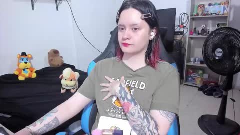 Snapshot of neeko_lol_ chatting on 02-22-26, 02:48 Geek Nicole im Neeko UwU online show from 02-22-26, 02:48