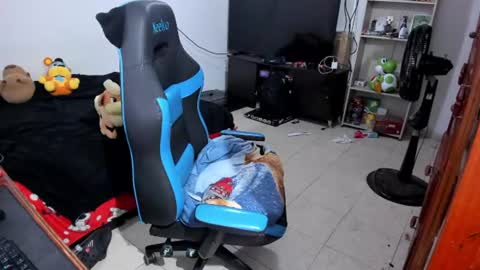 Geek Nicole    im Neeko UwU online show from 07-02-26, 11:49