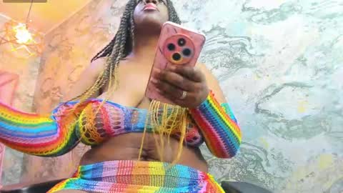 Snapshot of neffertiry_ebonny chatting on 05-16-26, 05:23 Nefer online show from 05-16-26, 05:23