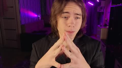 Negan online show from 11-26-25, 03:18