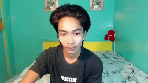 neil_asian69 online show from 04-24-26, 11:29