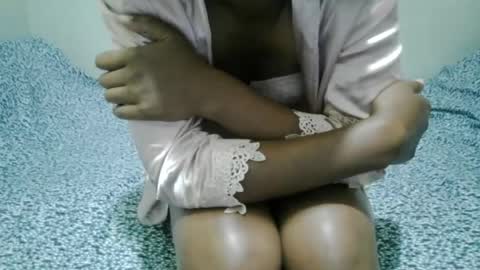 nelia_84 online show from 07-10-26, 07:12