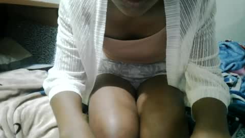nelia_84 online show from 07-12-26, 11:18