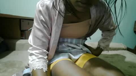 nelia_84 online show from 07-19-26, 04:05