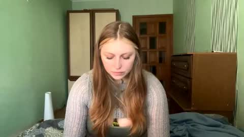 neomimaddern online show from 05-07-26, 03:23
