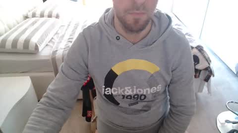 Snapshot of nerchia_89 chatting on 03-13-26, 02:45 Nerchia89 online show from 03-13-26, 02:45