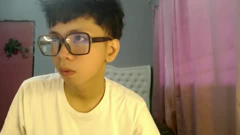 Snapshot of nerdy_nate chatting on 05-21-26, 11:01 Ethan online show from 05-21-26, 11:01