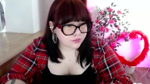 nereia online show from 05-14-26, 08:21