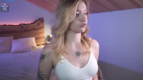 Snapshot of nerissa_xo chatting on 04-05-26, 11:18 Nerissa online show from 04-05-26, 11:18