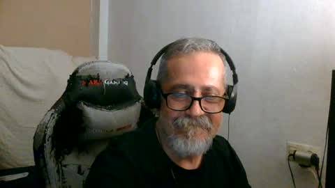 Snapshot of neron401 chatting on 06-25-26, 01:38 neron401 online show from 06-25-26, 01:38