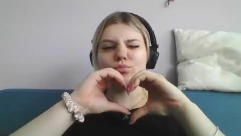 Snapshot of never_enoughh chatting on 07-02-26, 06:30 never_enoughh online show from 07-02-26, 06:30