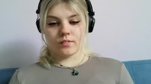 Snapshot of never_enoughh chatting on 07-06-26, 06:10 never_enoughh online show from 07-06-26, 06:10