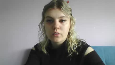 Snapshot of never_enoughh chatting on 07-10-26, 06:17 never_enoughh online show from 07-10-26, 06:17