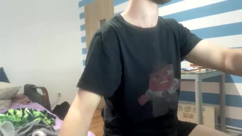 Mark online show from 03-11-26, 11:44