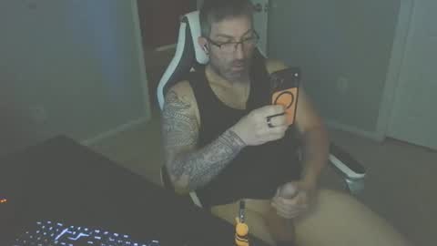 Snapshot of newevo chatting on 06-05-26, 01:01 newevo online show from 06-05-26, 01:01