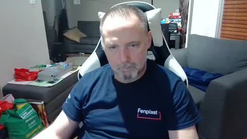 NewWorld online show from 02-06-25, 10:21